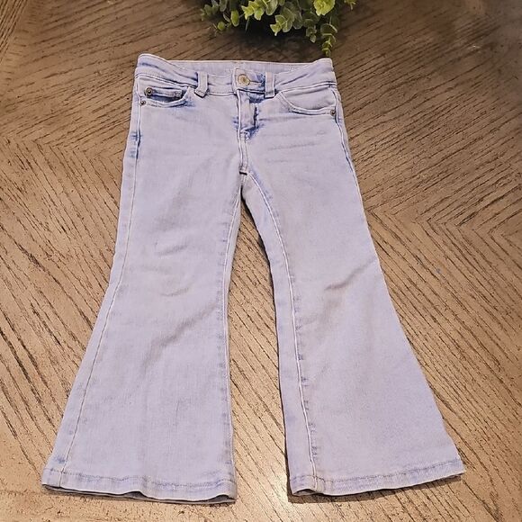 Light Blue Mid Rise Flare Jeans Size 5 - Picture 1 of 15